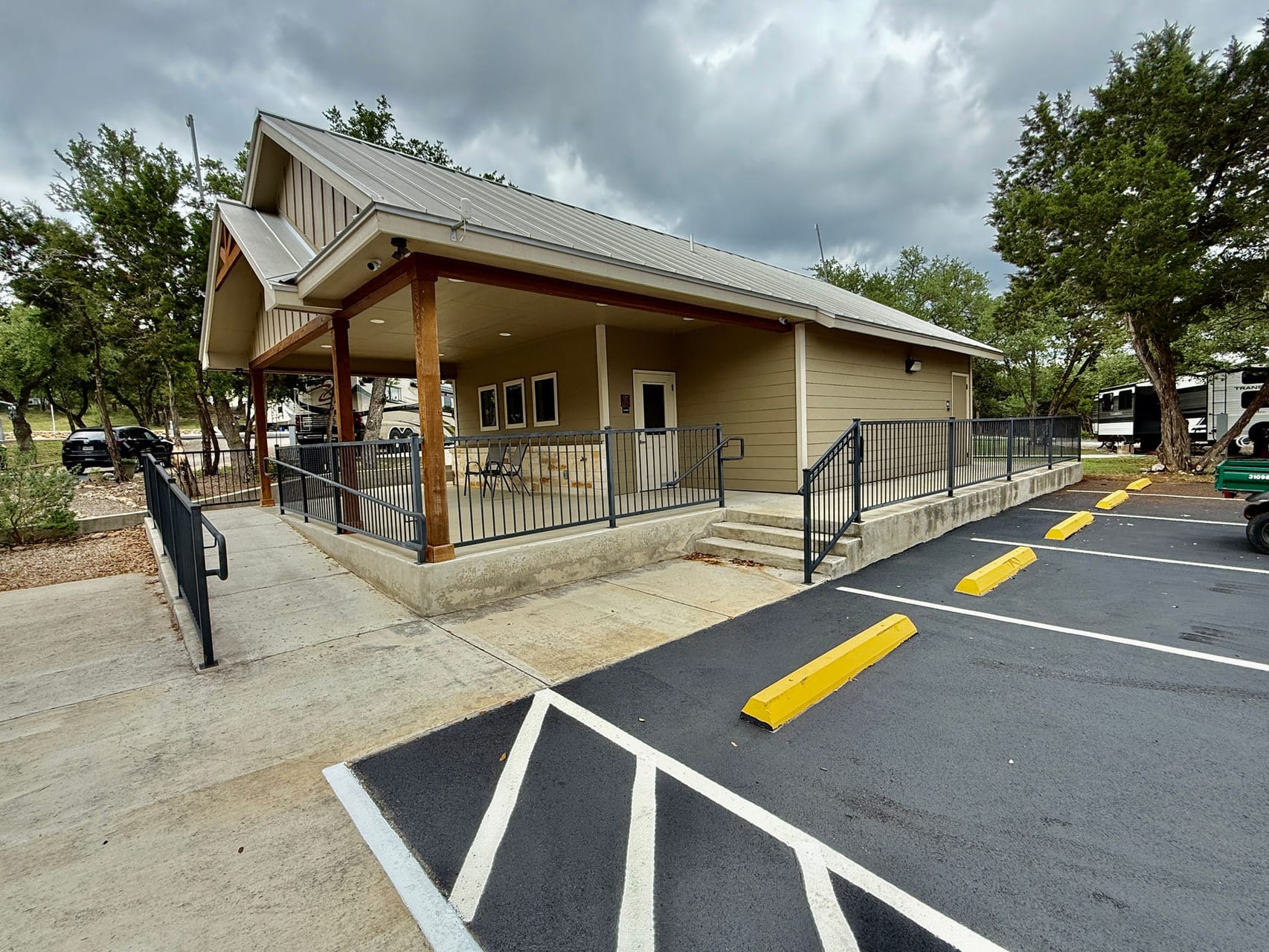 Monthly stays at Sienna Ridge RV Park